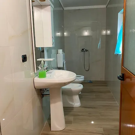 Oli Houseeeeeeeeee Appartement Durrës