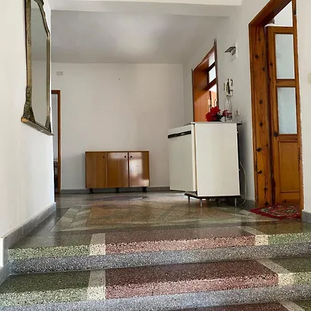 Oli House 3 Apartment